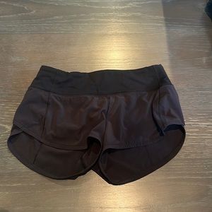 Black speed up lululemon shorts